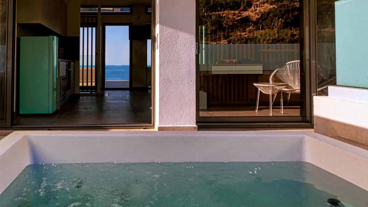 Amphitheatre Suites Palaiochora Zewnętrze zdjęcie